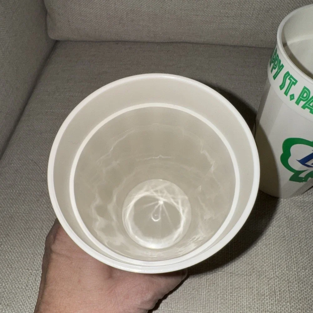 Set‎ Of 2 Vintage Miller Lite Happy St Patrick's Day Plastic Cups